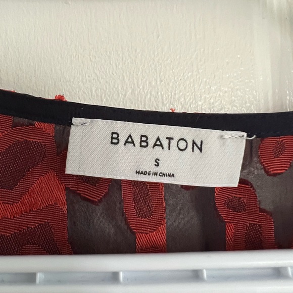 Aritzia Babaton “Randy” Sheer Cropped Boxy Blouse - Picture 2 of 5